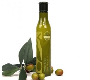 Innisfree Olive green real skin
